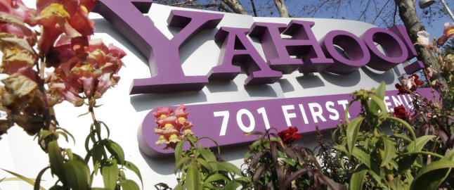 Yahoo sier opp 2000 ansatte