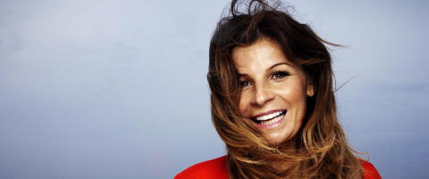 Carola blir tobarnsmamma