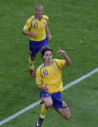 Zlatan gir seg ikke før han tar Henkes rekord