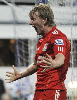 Vurderer � selge Dirk Kuyt for under en tidel av kj�psprisen
