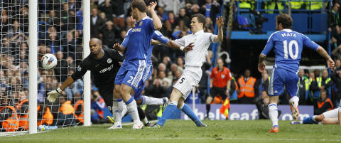 Champions League-h�pet lever etter heldig overtidsm�l