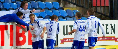 - Godset trillet ball i hatt med oss til tider
