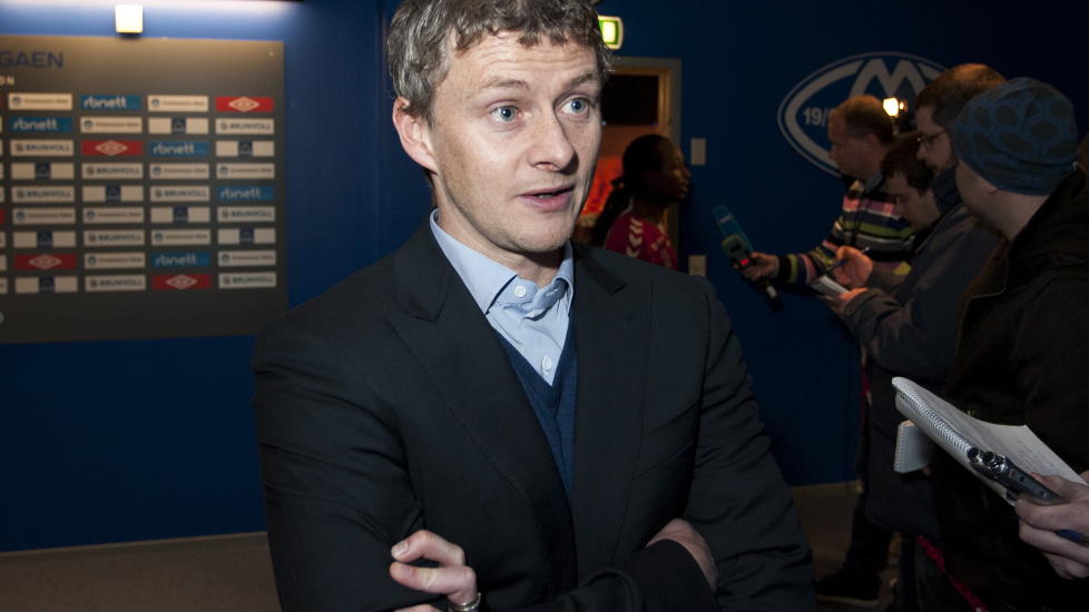 SIKKER P� UNITED: Moldes-sjef Ole Gunnar Solskj�r er ikke i tvil om at Manchester United sikrer sitt 20. seriegull. Foto: Svein Ove Ekornesvaag / Scanpix
