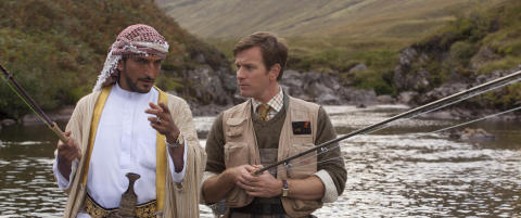 Ewan McGregor flyter med strømmen
