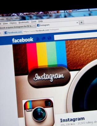 Hvem eier Instagram-bildene nå, Facebook?