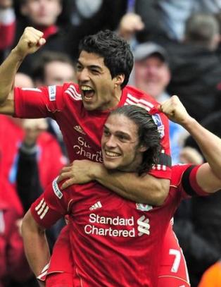 Suarez og Carroll sendte Liverpool til FA-cupfinalen