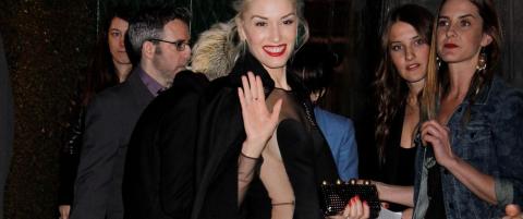 Gwen Stefani i gjennomsiktig buksedress