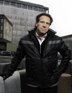 - Sterkt � se hvor uber�rt han er