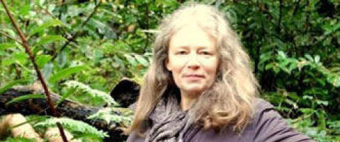 Fra lukket idealsamfunn til livsfarlig verden