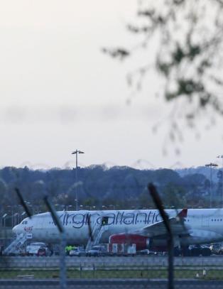 15 skadd under n�d- landing p� Gatwick