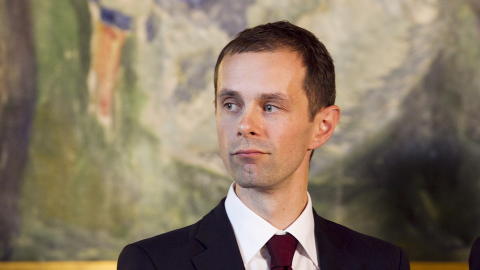 SENDTE S�KNAD: Hallstein Bjercke (V) er byr�d for kultur og n�ring. Han har tryglet Hadia Tadjik om � gripe inn i Munch-striden.
Foto: Heiko Junge / Scanpix
