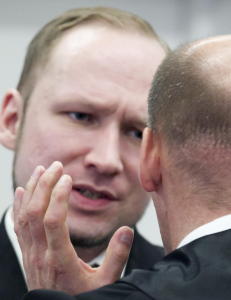 Breivik brevveksler med tilhengere