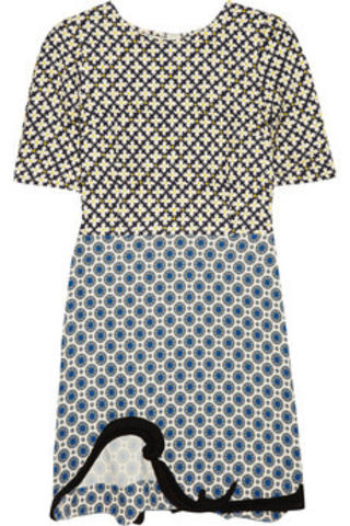 20 000 KR: Stella McCartney-kjole til salgs p� nettbutikken Net-a-porter.com til 20 000 kroner. Foto: Net-a-porter.com