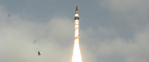 India skjøt opp langdistanserakett som kan frakte atomvåpen