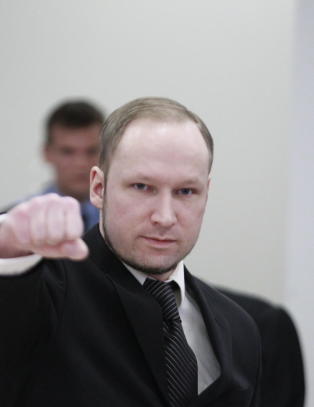 - Breivik synes ikke kamphilsenen er støtende