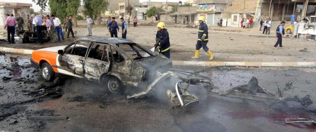 Minst 30 drept av bomber i Irak