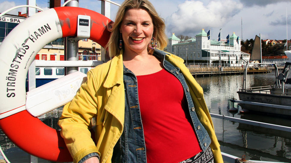 STR�MSTADOPERA: Skagerack har en fantastisk akustikk, sier Charlotta Huldt-Ramberg som lager folkeopera  i Str�mstads herskapelige trepalass i sommer.  Foto: KIRSTEN M. BUZZI