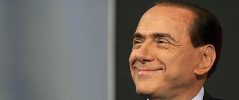 - Berlusconi overleverte mistenkelig store pengebel�p til mafiaen