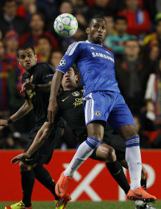 Di Matteo mener Drogba ble �mishandlet� av Barca-spillerne