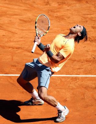 Så glad ble Nadal etter sjelden seier mot Djokovic