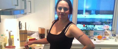 - Har ikke tid til spraytan og tannbleking hver dag