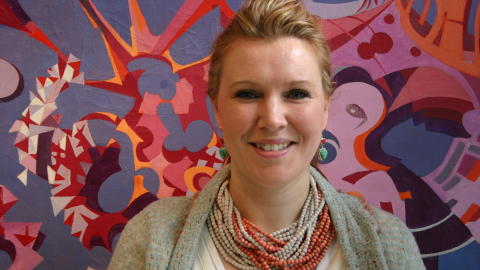 - INTENST: Kunsthistoriker Ina Johannesen overvar auksjonen i natt og forteller at det ble en intens og spennende hendelse i New York.
Foto : Harald Flor / Dagbladet - INTENST: Kunsthistoriker Ina Johannesen overvar auksjonen i natt og forteller at det ble en intens og spennende hendelse i New York.
Foto : Harald Flor / Dagbladet