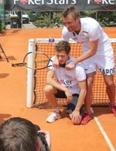 Dette tapet kostet Hellner 10 000 kroner