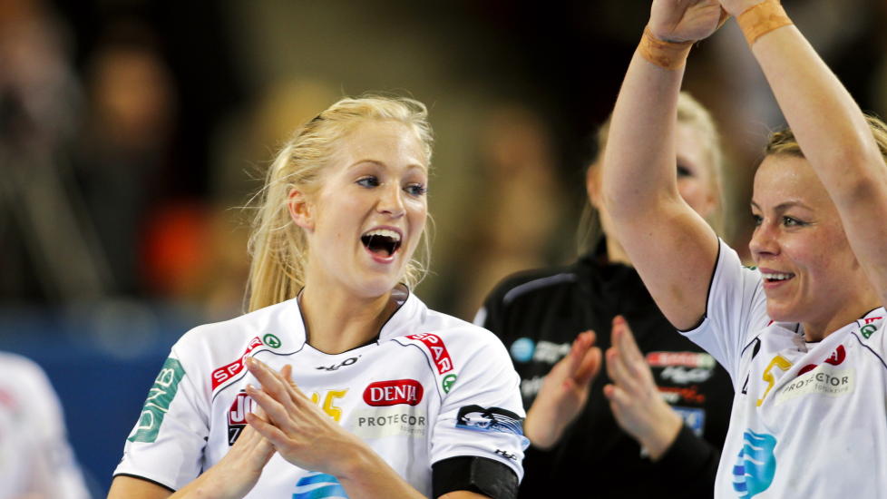 TOPPSCORER: Linn J�rum Sulland ble toppscorer for Larvik som knuste By�sen i finalen l�rdag.
Foto: Fredrik Varfjell / Scanpix