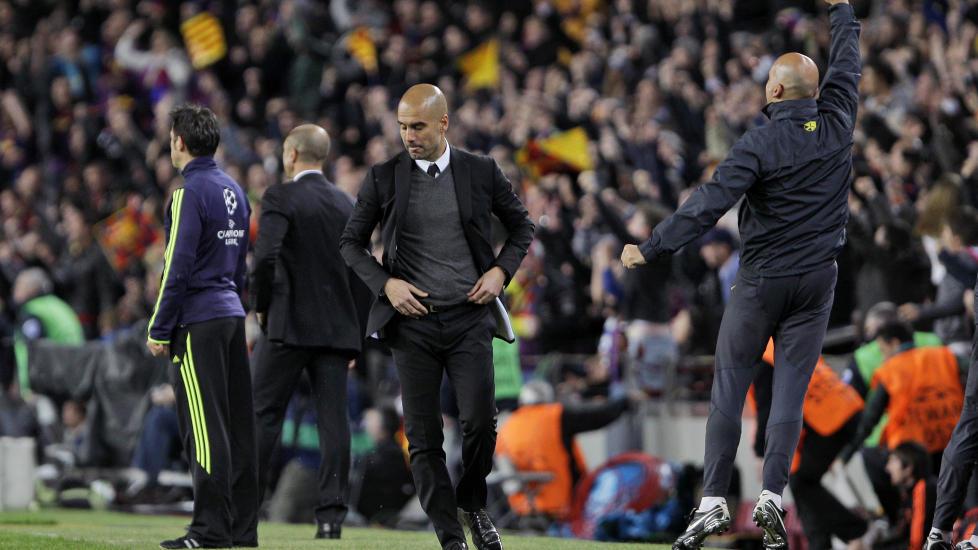 BLIR HAN I BARCA?: Barcelona-sjef Josep Guardiola er usikker p� om han vil fortsette som trener for det spanske laget. La Liga-ekspert Magnar Kvalvik mener mye tyder p� at han forlater klubben. Foto: AP Photo/Emilio Morenatti