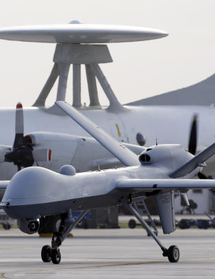 Pakistan krever slutt p� amerikanske droneangrep