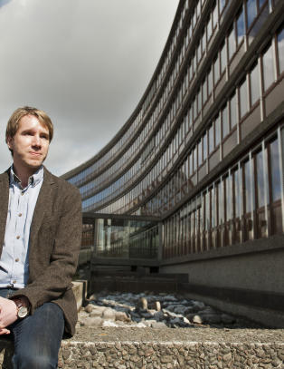 Kristian hadde glass i øynene og lå 12 dager i koma