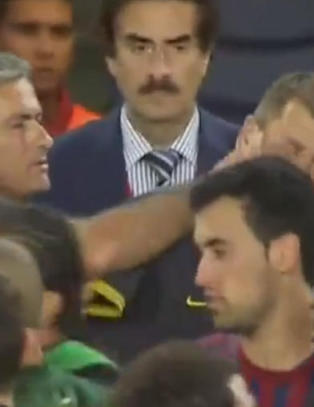 Mannen Mourinho stakk i �yet er Barcelonas nye sjef