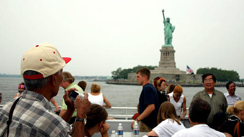 NEW YORK: Se byen fra sjøsiden i sommer. NEW YORK: Se byen fra sjøsiden i sommer.