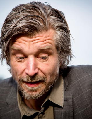 - Det g�r an � ha flaks og f� en utrolig bra anmeldelse i New York Times