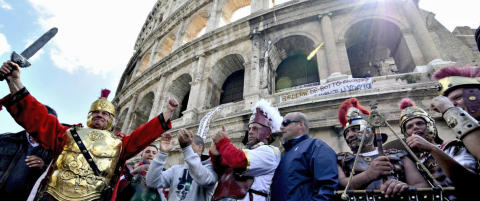 Vil gj�re forn�yelses- park av Roma