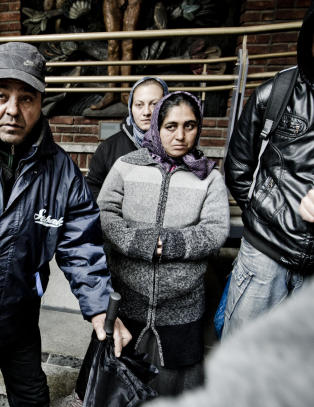 - Jeg var veldig redd. Politiet kom og tok fra oss teltene, nå har jeg bare soveposen igjen