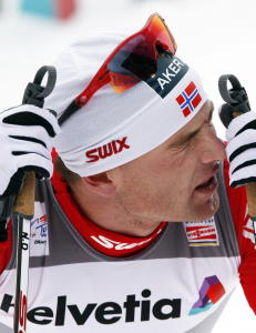 - Vi kan ikke g� rundt og v�re redde