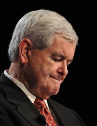Gingrich trekker seg fra nominasjonskampen