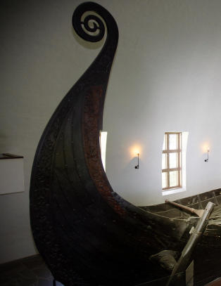 Vikingskipene blir ikke flyttet