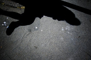 SVÆRT KRENKENDE: «Grete» mener det nesten var like krenkende at politiet mente et forelegg på 12 000 kroner var straff nok for å ta bilder av hennes kjønnsorgan uten samtykke. Foto: Bjørn Langsem / Dagbladet. SVÆRT KRENKENDE: «Grete» mener det nesten var like krenkende at politiet mente et forelegg på 12 000 kroner var straff nok for å ta bilder av hennes kjønnsorgan uten samtykke. Foto: Bjørn Langsem / Dagbladet.