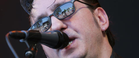 Richard Hawley synger om de dystre tidene