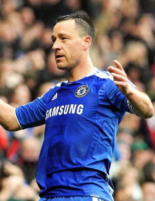 John Terry kan bli historisk