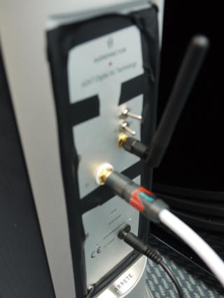 ALT-I-ETT: Audiovectors Adat-teknologi, her i en tidlig prototype, bygger digitalomformer, forsterker og tr�dl�s nettilkobling inn i h�yttaleren. Alt du trenger for � komplettere annlegget er PC, nettbrett eller smarttelefon.