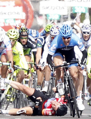 Hushovd rystet over stygg velt