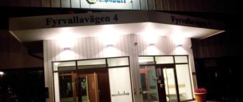 Kvinne jaget og kuttet med kniv
