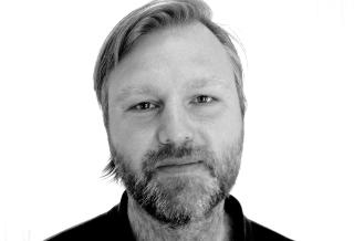 Frode da Costa-Lia er redaktør i fotballtidsskriftet Josimar. Frode da Costa-Lia er redaktør i fotballtidsskriftet Josimar.
