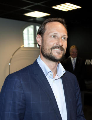 Admiral P fikk �snakke litt� med kronprinsen