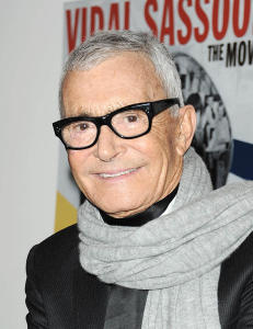 Kjendisfris�r Vidal Sassoon er d�d