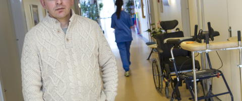 Fikk slag - måtte vente én måned på behandling