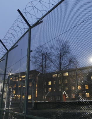 - Breivik blir på Ila uansett